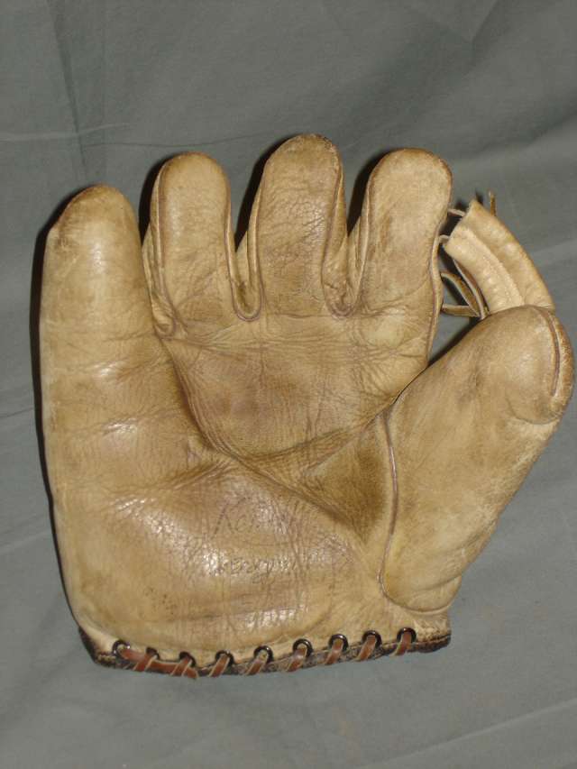 Edd J. Roush Ken Wel 531 Front